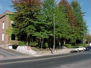 courthouse1oss.JPG - 24153 Bytes