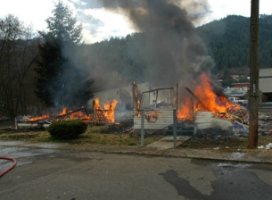 hfire8.JPG - 56113 Bytes
