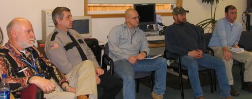 hirevet11-30-05.JPG - 20619 Bytes