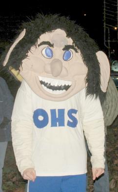 maniacmascot11-8-06.JPG - 15630 Bytes